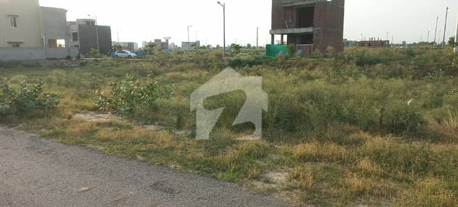 5 MARLA PLOT DHA PHASE 6 BLOCK E NEXT TO CORNER NEAR TO PARK