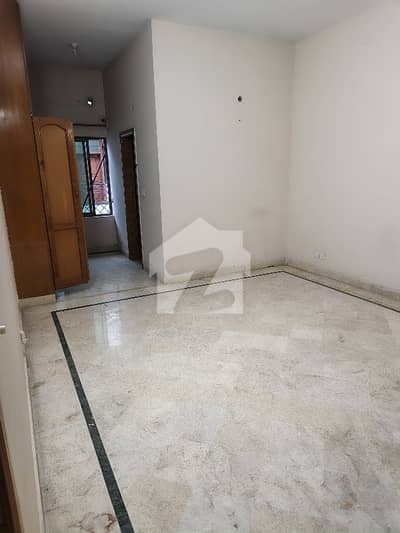 F11 5Bedroom 6bath 1Study Rom 2Story Marlabal Flooring,