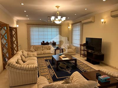 ایف ۔ 7 اسلام آباد میں 7 کمروں کا 2 کنال مکان 87.0 کروڑ میں برائے فروخت۔ ایف ۔ 7 اسلام آباد میں 7 کمروں کا 2 کنال مکان 87.0 کروڑ میں برائے فروخت۔