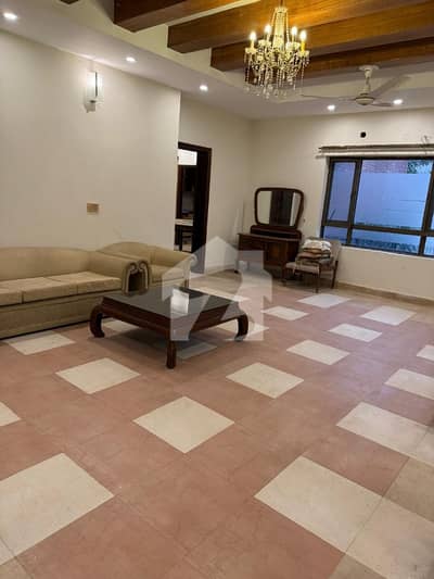 10 Marla House For Rent In Model Town, Model Town Extension