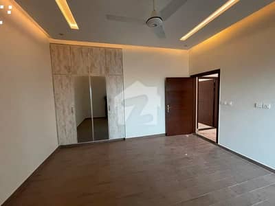 3 BEDROOM BRAND NEW FLAT AVAILABLE FOR RENT IN ASKARI 11 LAHORE 3 BEDROOM BRAND NEW FLAT AVAILABLE FOR RENT IN ASKARI 11 LAHORE