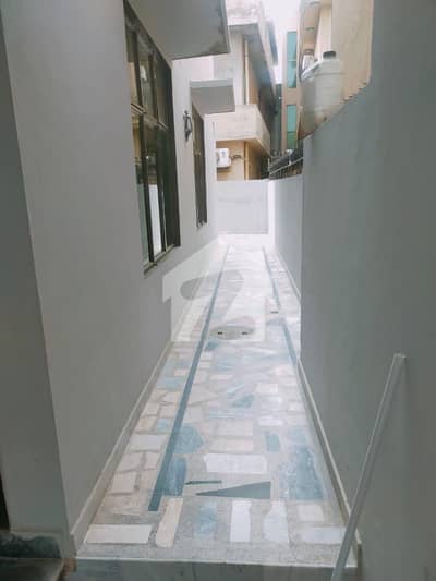 10 MARLA HOUSE AVAILABLE FOR SALE IN JOHAR TOWN