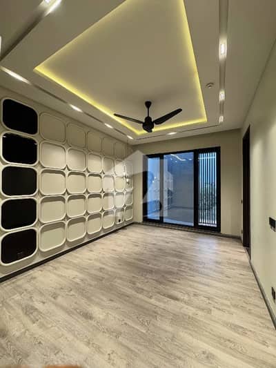 1 Kanal Brand New Upper Portion Available For Rent In DHA Phase 6