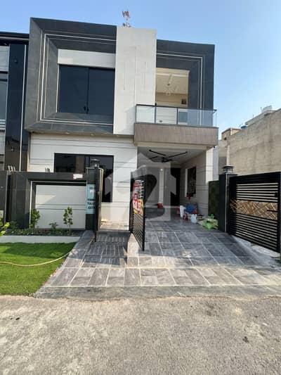 05 Marla Brand New Luxury House Avliable For Rent In Park View City Lahore