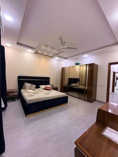 Luxury 500 Yards Bungalow For Sale | DHA Phase 7| Basement + Lift