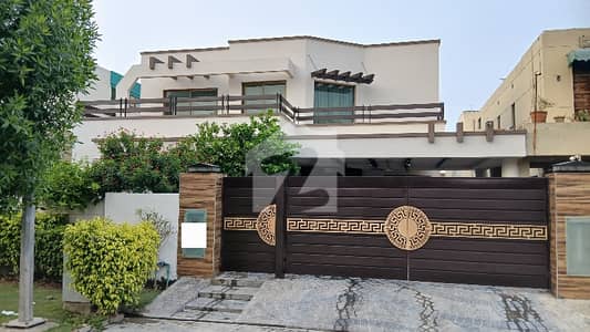 1 Kanal Full Basement 3 Unit Solid Bungalow Near Sports Complex