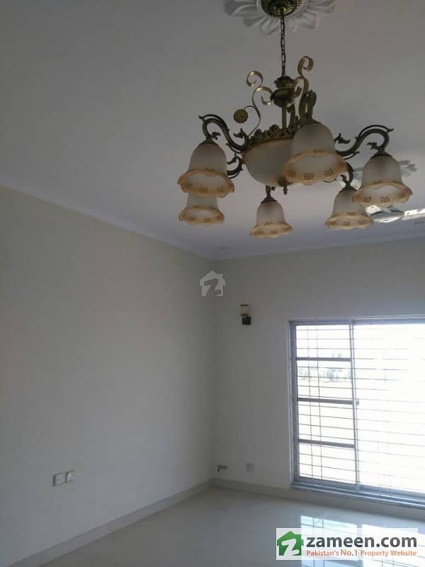 10 Marla Upper Look Lower Portion For Rent In Phase 6 Dha Lahore