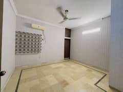 10 Marla Lower Portion For Rent Block M