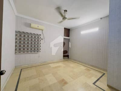 10 Marla Lower Portion For Rent Block M