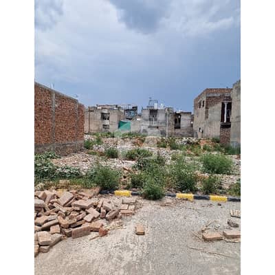 Premium 3, 4, 5 & 6 Marla Plots Available | Ideal For Home & Investment