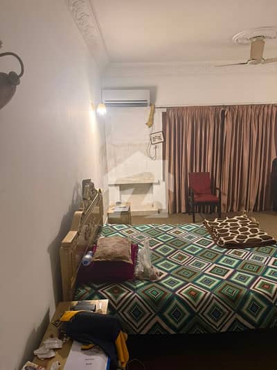 Room Available For Rent In DHA Phase 3 Lahore