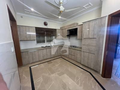 14-Marla 40x80 Ground Floor For Rent In G-13 Islamabad | 3 Bed | Separate Meters