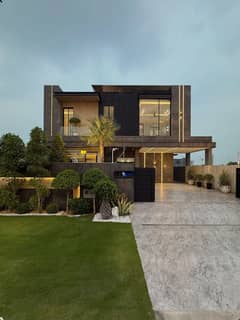 ANW REAL ESTATE PROUDLY OFFERS: 10 MARLA ELEGANT AND FULLY MAINTAINED SUPER HOT LOCATED BUNGALOW IS AVAILABLE IN THE BEST BLOCK OF DHA PHASE 6 LAHORE
