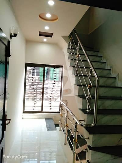 VIP beautiful 6 Marla portion is available for rent in sabzazar scheme Lahore