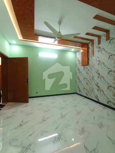 10 Marla Brand New House