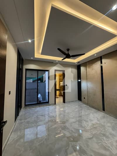 10 Marla House is Available For Sale  just 1 Mnt Drive From the Main Gate!!