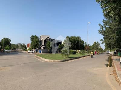 5 Marla Plot For Sale In Bahria Town Lahore