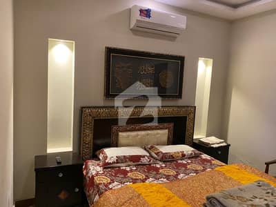 Fully Furnished 1 Bed Apartment/ 675 sqft Prime location / 2nd Floor / Gas Available/ Neat & Clean