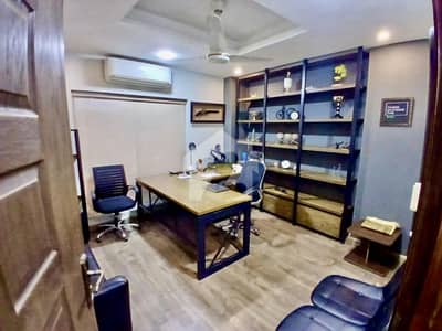 بحریہ ٹاؤن فیز 7 بحریہ ٹاؤن راولپنڈی,راولپنڈی میں 4 مرلہ Studio دفتر 1.0 لاکھ میں کرایہ پر دستیاب ہے۔