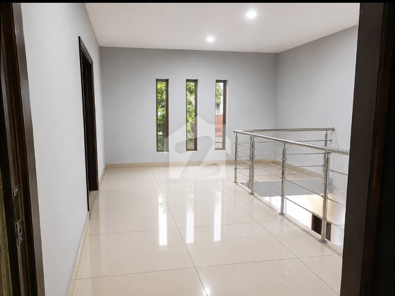 Shop for Sale with Rental Income Shop for Sale with Rental Income