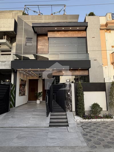 5 Marla ultra Modren house for sale