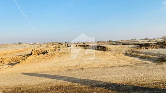 5.33 MARLA COMMERCIAL PLOT LOCATED ON ETIHAD TOWN PHASE 2 For Sale