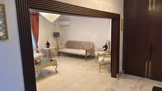 Beautiful Corner Banglow Upper Portion With Parking For Rent