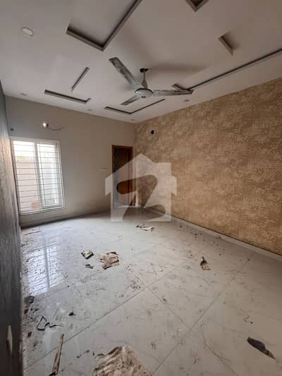 10 Marla Upper Portion For Rent