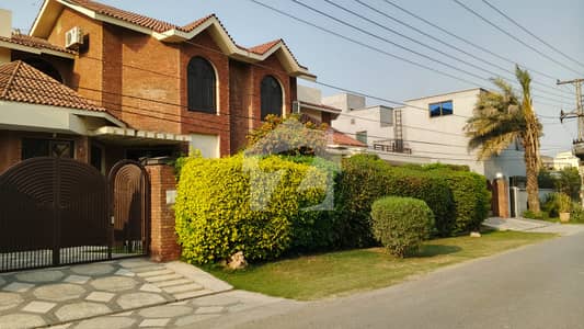 ڈی ایچ اے فیز 3 ڈی ایچ اے ڈیفینس,لاہور میں 5 کمروں کا 1 کنال مکان 2.4 لاکھ میں کرایہ پر دستیاب ہے۔