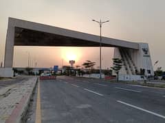 DHA PHASE 9 PRISM BLOCK F STEP DISTANCE TO PARK DIRECT APPROACH PLOT FOR SALE