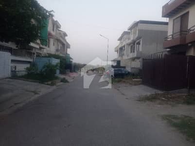 residential plot for sale in g. 13/4