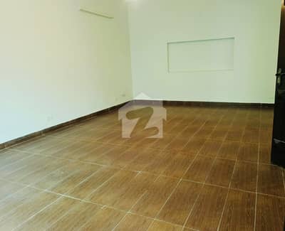 10 Marla 4 Bedroom House Available For Rent In Askari 11 Lhr 10 Marla 4 Bedroom House Available For Rent In Askari 11 Lhr