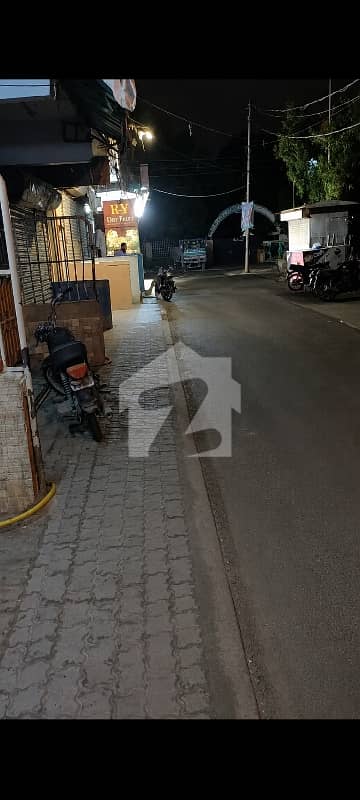 فیڈرل بی ایریا کراچی میں 1 مرلہ Studio دکان 49.0 لاکھ میں برائے فروخت۔ فیڈرل بی ایریا کراچی میں 1 مرلہ Studio دکان 49.0 لاکھ میں برائے فروخت۔