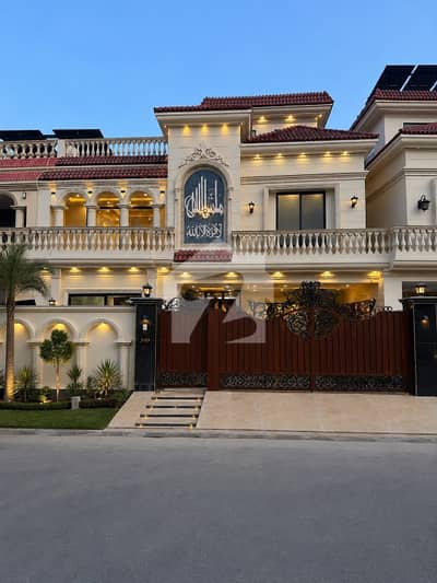 9 Marla luxury house for sale in buch villas multan