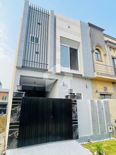 3 marla full luxury house prime location in Al Kabir Town opposite Lake City available for sale