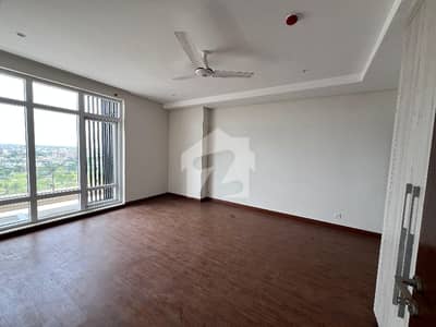 Beautiful brand new two bed apartment for rent in 18 Green Raya apartment Beautiful brand new two bed apartment for rent in 18 Green Raya apartment