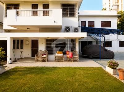 1000 SQYD Independent Bungalow For Rent