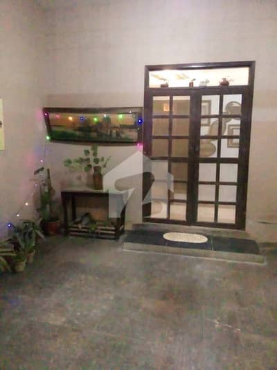 Corner 300 Yards VIP Location Bungalow For Sale In Gulistan-E-Jauhar Block 15