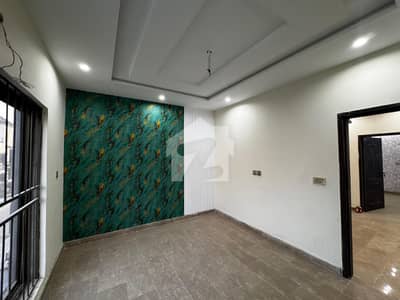 5 Marla Portion Rent In Parkview City Lahore