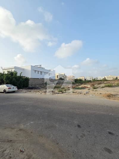 2000 YARDS PLOT FOR SALE