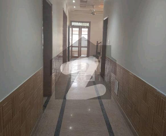 ای ۔ 11 اسلام آباد میں 3 کمروں کا 16 مرلہ بالائی پورشن 1.5 لاکھ میں کرایہ پر دستیاب ہے۔ ای ۔ 11 اسلام آباد میں 3 کمروں کا 16 مرلہ بالائی پورشن 1.5 لاکھ میں کرایہ پر دستیاب ہے۔