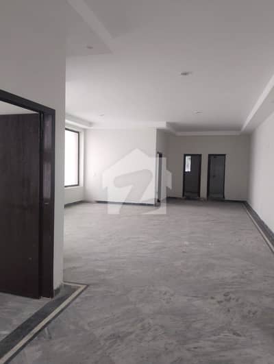 6000 Sqft Semi Furnished Office For Rent