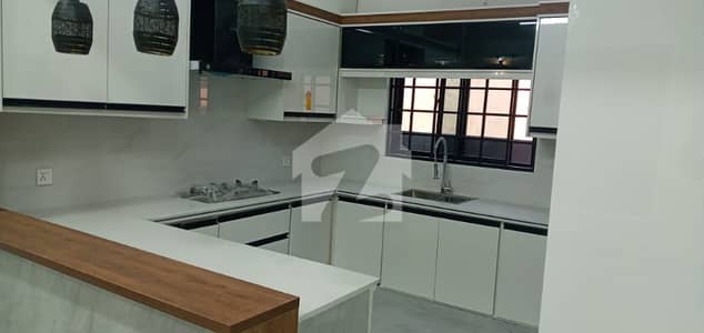 10 MARLA BEAUTIFULL BRAND NEW HOUSE AVAILBLE FOR SALE
