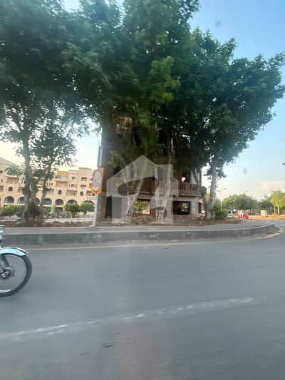 بحریہ ٹاؤن فیز 8 ۔ بلاک اے بحریہ ٹاؤن فیز 8,بحریہ ٹاؤن راولپنڈی,راولپنڈی میں 1 کنال رہائشی پلاٹ 3.65 کروڑ میں برائے فروخت۔