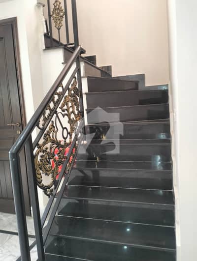 5 Marla Classical Design House for Sale in DHA Phase 9 Town, Block B | 3 Bed Luxury Home