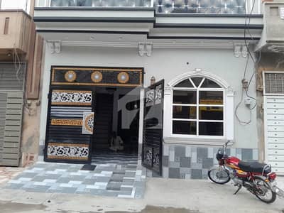 لالہ زار گارڈن لاہور میں 4 کمروں کا 4 مرلہ مکان 2.5 کروڑ میں برائے فروخت۔