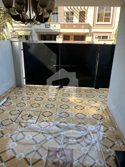 5 Marla House For Sale AA Block, Prime Location 5 Marla House For Sale AA Block, Prime Location