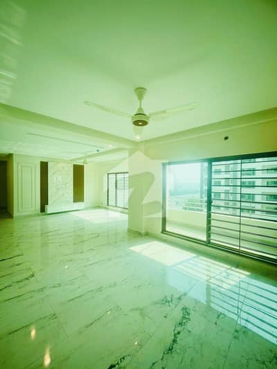 12 Marla Flat Situated In Askari 10 - Sector S For sale