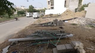 Facing Park Residential Plot Sized 120 Square Yards In Naya Nazimabad
