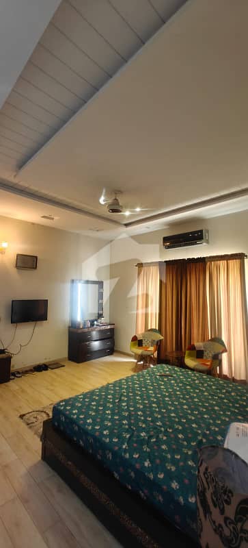 11 Marla Facing Park House Available For Sale In Overseas B Bahria Town Lahore